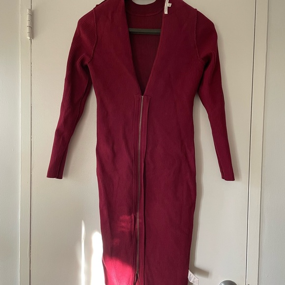 Rebecca Minkoff Magri in Wine Ribbed Knit Cutout Zip Back Dress - Size Large - Picture 10 of 13